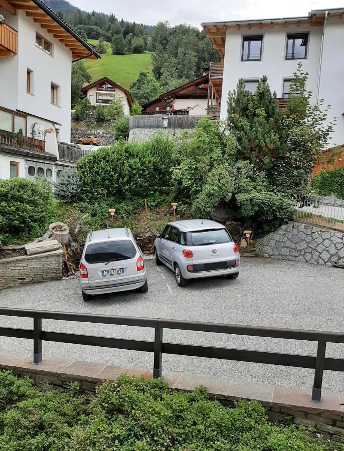 Apartment Anna Racines Exterior foto